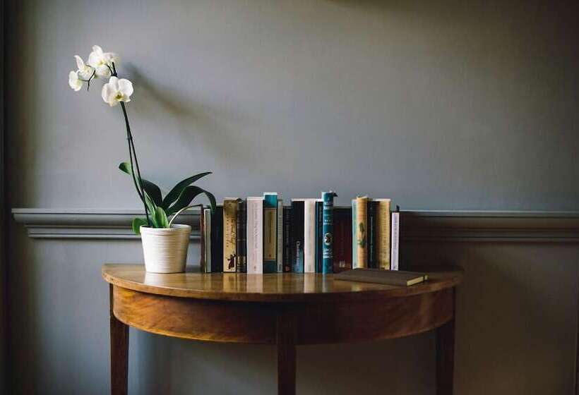 خانه 3 خوابه, The Pavilion At Lamb S House