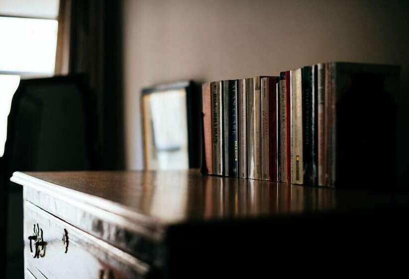 خانه 3 خوابه, The Pavilion At Lamb S House