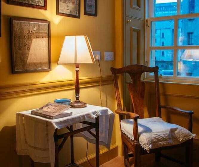 خانه 3 خوابه, The Pavilion At Lamb S House