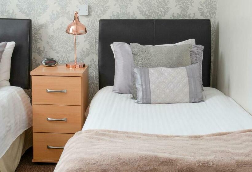 Quarto Estandar, Rosaire Guest House