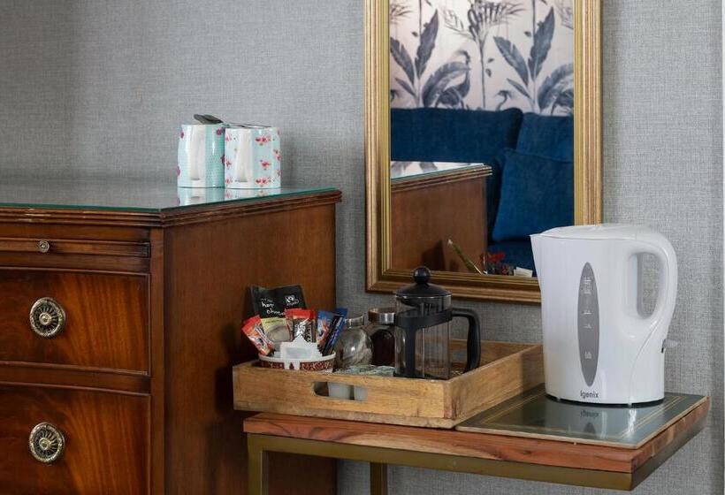 Quarto Estandar, Rosaire Guest House