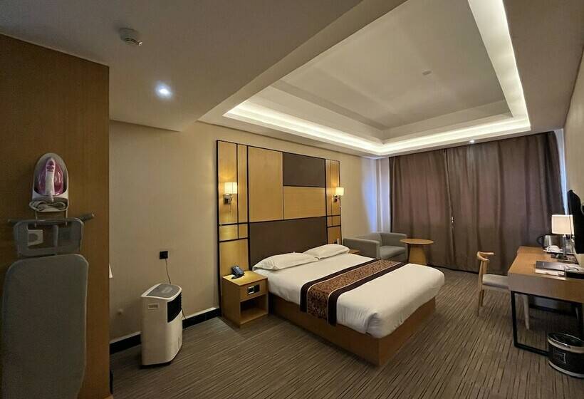 اتاق کلاس بیزنس, 2000 Hotel Downtown Kigali