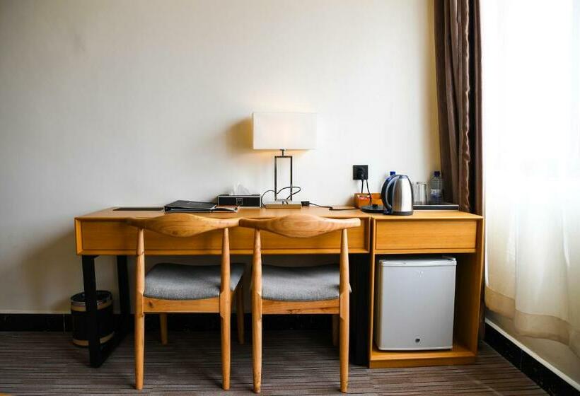 اتاق سوپریور, 2000 Hotel Downtown Kigali