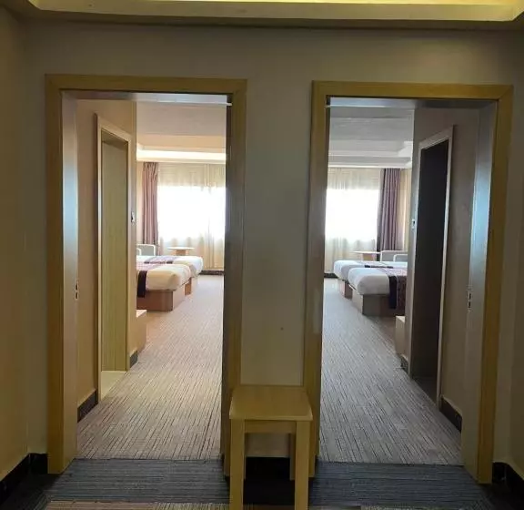 اتاق سوپریور, 2000 Hotel Downtown Kigali