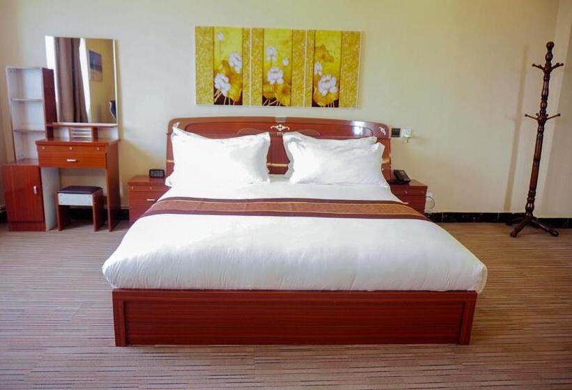 سوییت اجرایی, 2000 Hotel Downtown Kigali