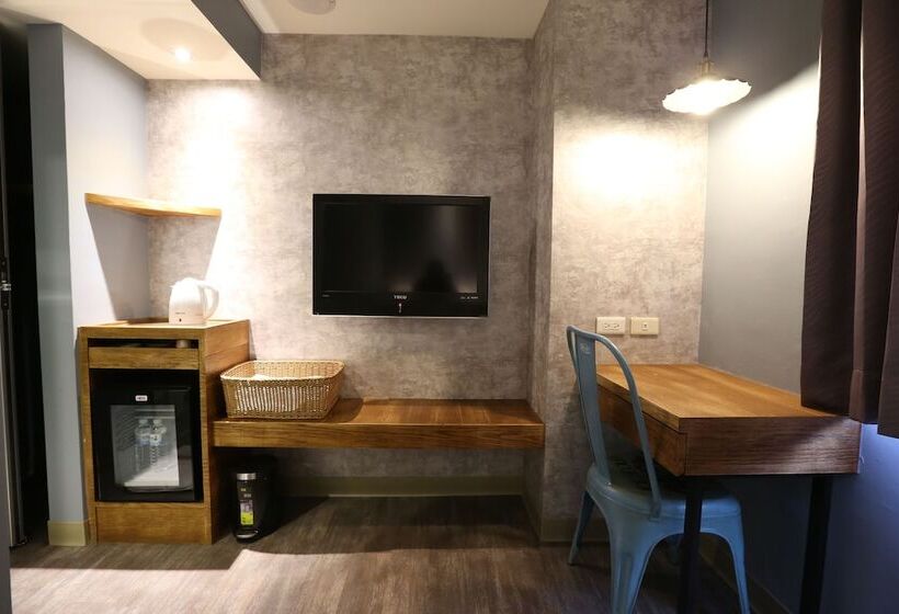 اتاق استاندارد, Central