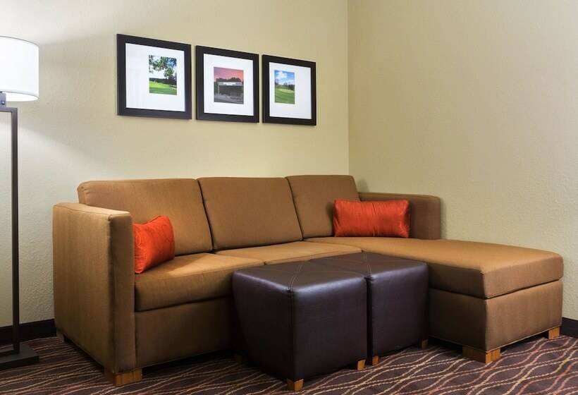 스위트, Comfort Suites Dubois