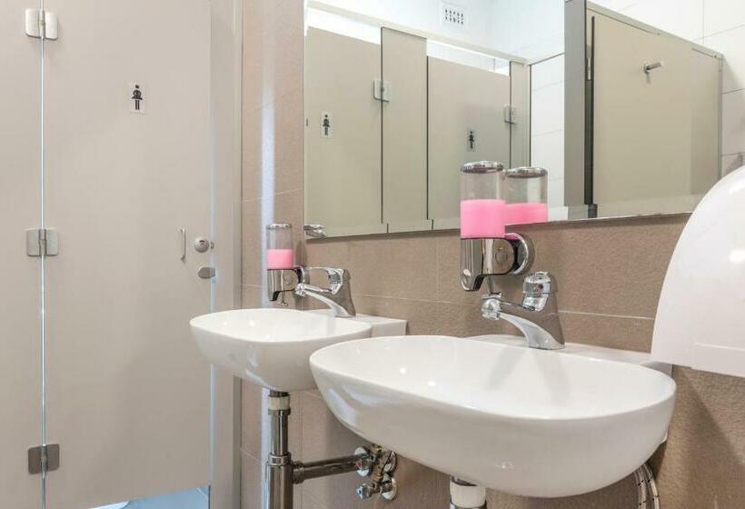 اتاق اکونومی یک تخته, Dalziel Lodge