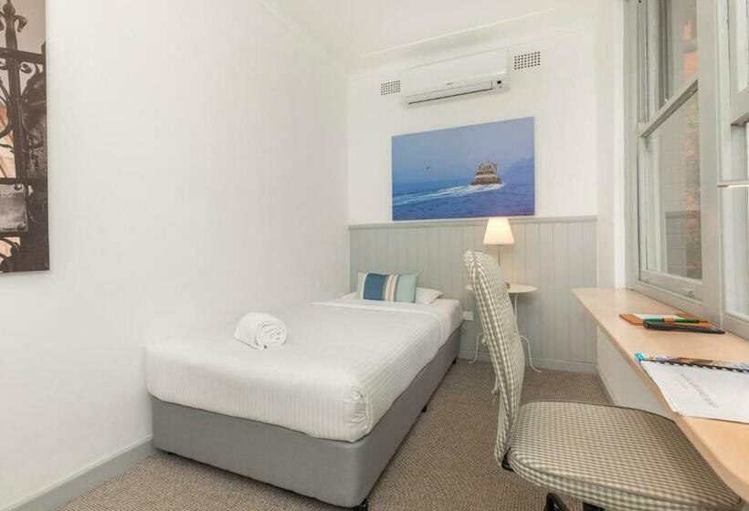 اتاق اکونومی یک تخته, Dalziel Lodge