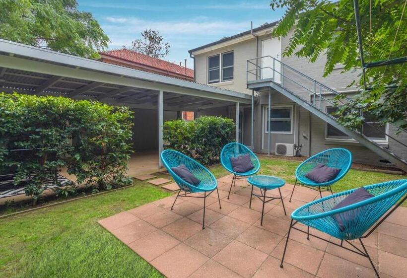 اتاق اکونومی یک تخته, Dalziel Lodge