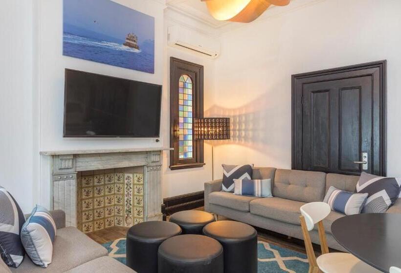 اتاق استاندارد با سرویس بهداشتی مشترک, Dalziel Lodge