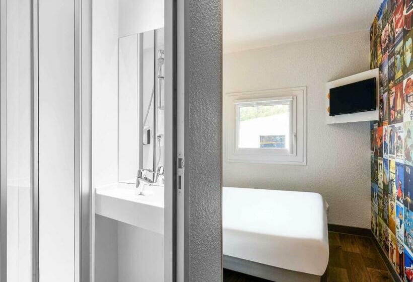 스탠다드 룸, F1 Chilly Mazarin Les Champarts