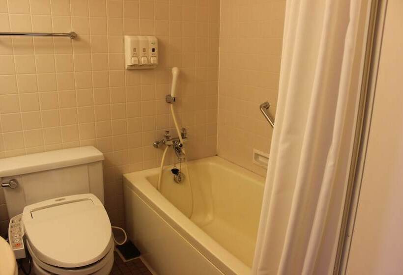 اتاق استاندارد یک نفره, Grand Hotel Hakusan