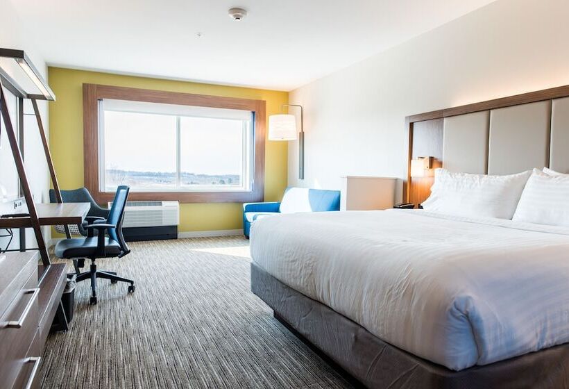 Люкс Адаптированный для Инвалидов, Holiday Inn Express & Suites Madison, An Ihg