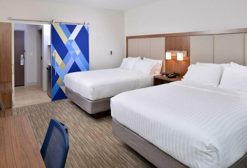 חדר סטנדרט, Holiday Inn Express & Suites Madison, An Ihg