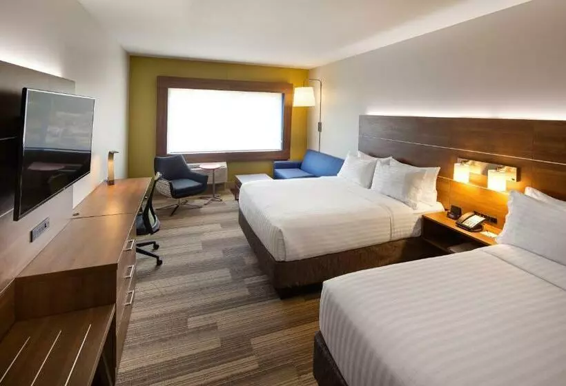スイート, Holiday Inn Express & Suites Terrace, An Ihg