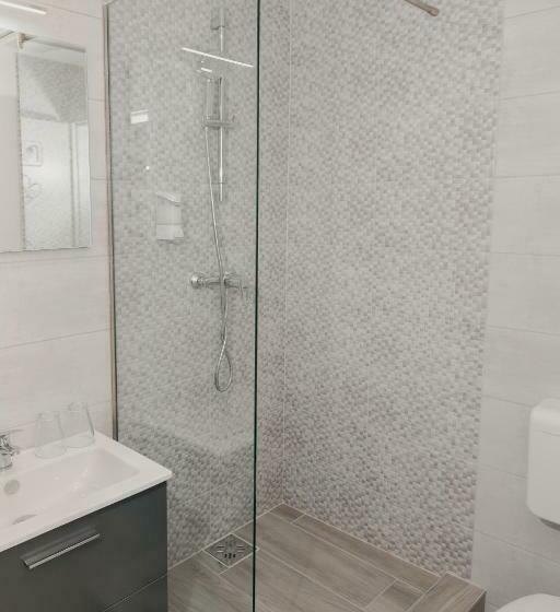 اتاق سوپریور, Homoky S Bestline