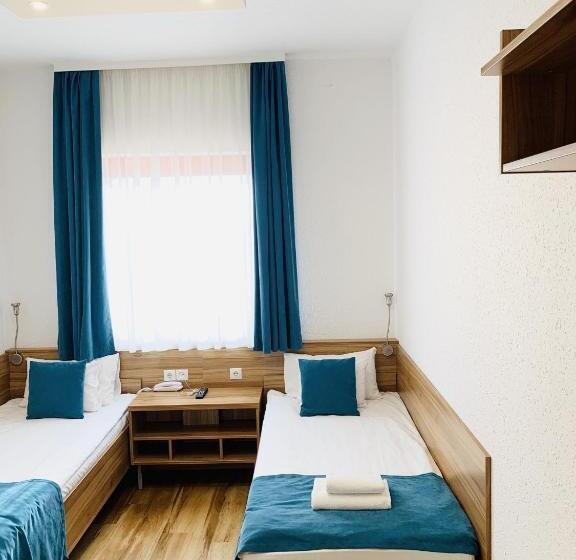 اتاق سوپریور, Homoky S Bestline