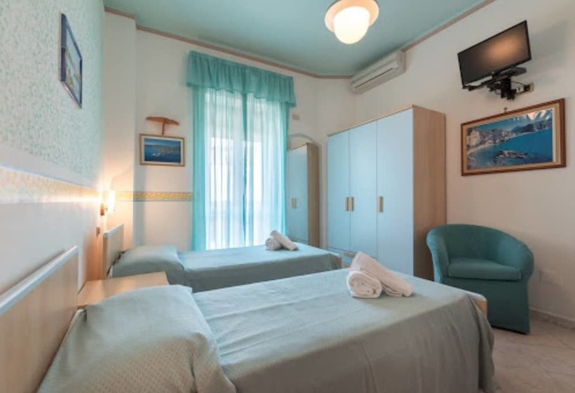 اتاق استاندارد با چشم‌انداز, Le Tre Caravelle