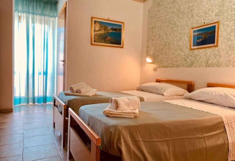 اتاق استاندارد با چشم‌انداز, Le Tre Caravelle