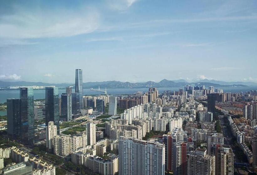 带双人大床的行政管理套房, Shenzhen Marriott Hotel Nanshan