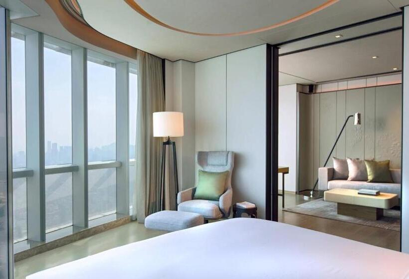 带双人大床的行政管理套房, Shenzhen Marriott Hotel Nanshan