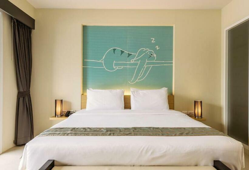 חדר דלוקס, Tiras Patong Beach