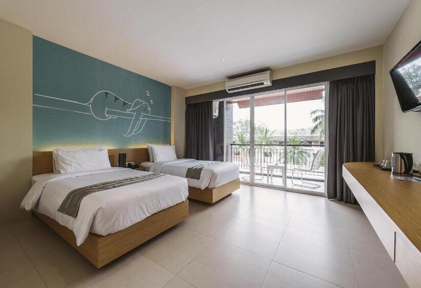 חדר דלוקס, Tiras Patong Beach