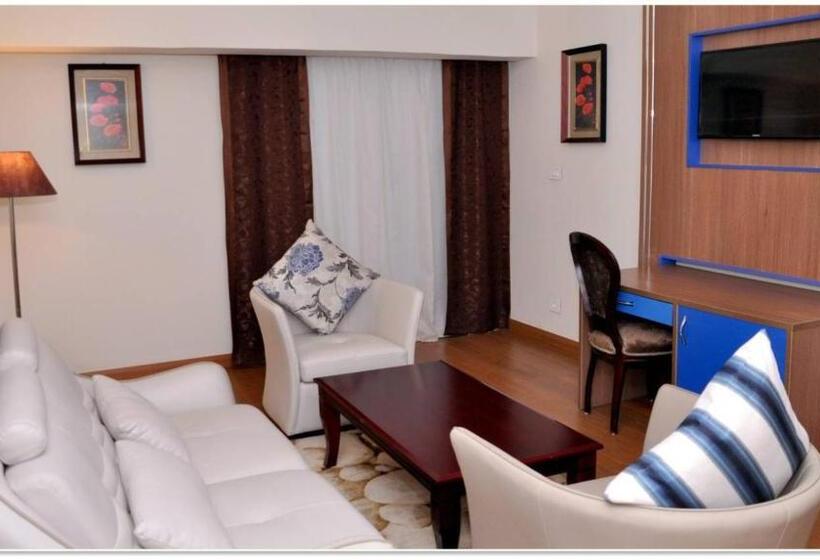 주니어 스위트, Tolip Inn Maadi