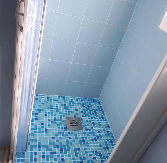 חדר סטנדרט לשלושה, Villa Dina