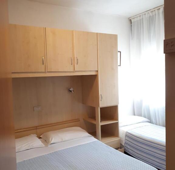 חדר סטנדרט לשלושה, Villa Dina