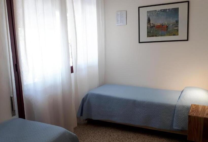 חדר סטנדרט יחיד, Villa Dina