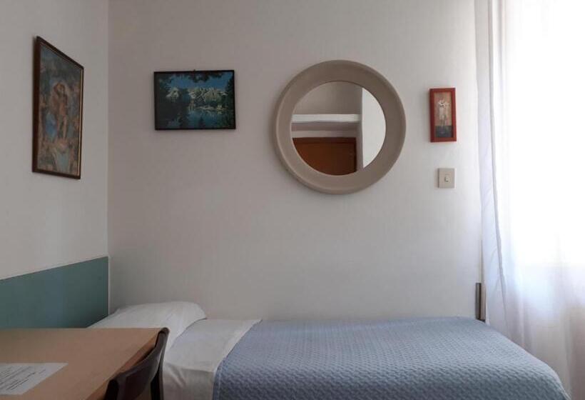 חדר סטנדרט יחיד, Villa Dina