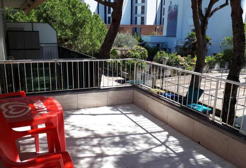 חדר בסיסי לשלושה, Villa Dina