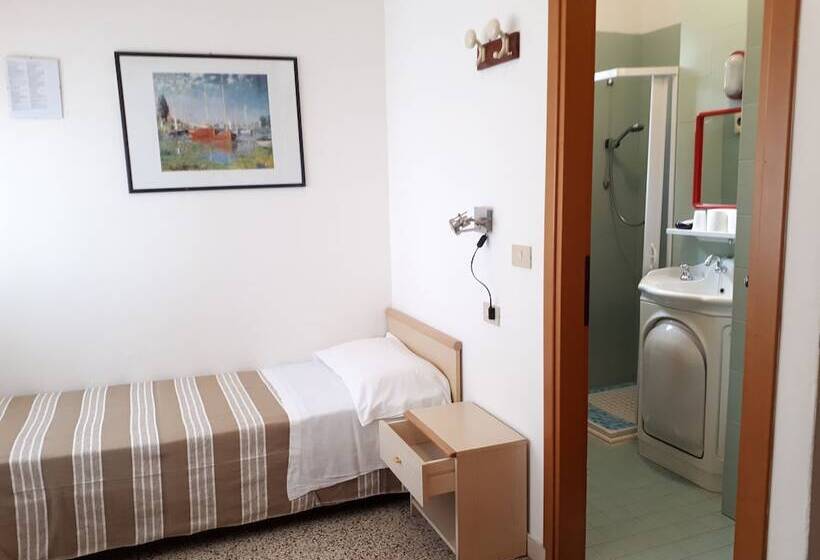 חדר סטנדרט יחיד, Villa Dina