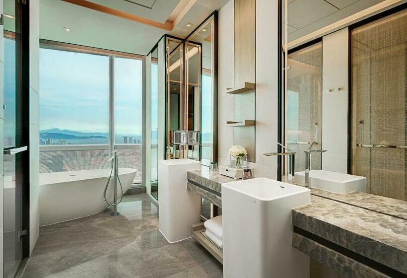 管理人员工作室, Shenzhen Marriott Hotel Nanshan