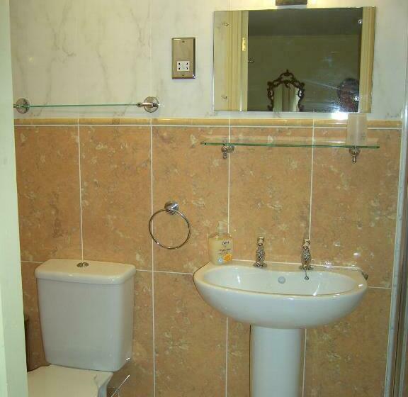 غرفة قياسية سرير كينج, Thorpe Green House Vegetarian Bed & Breakfast