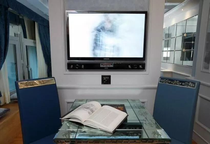 سوئیت دولوکس با چشم‌انداز, Canaletto Luxury Suites San Marco Luxury