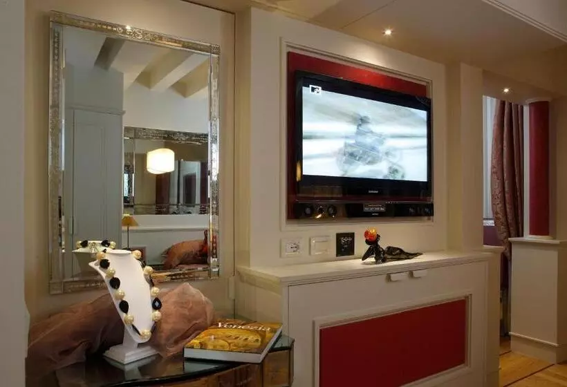 سوئیت 2 خوابه, Canaletto Luxury Suites San Marco Luxury