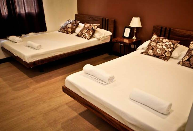 غرفة قياسية مزوَّدة بشُرفة, Cleon Villas Pension