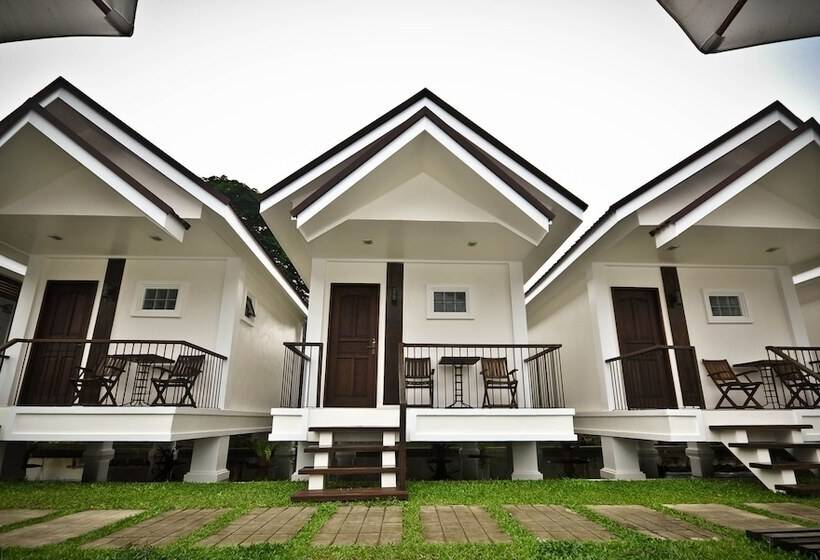 غرفة قياسية ثلاثية مزودة بشرفة, Cleon Villas Pension