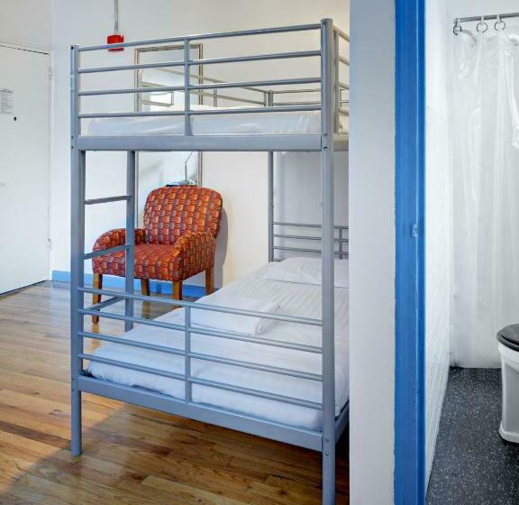 تختخواب در اتاق مشترک, Central Park West Hostel