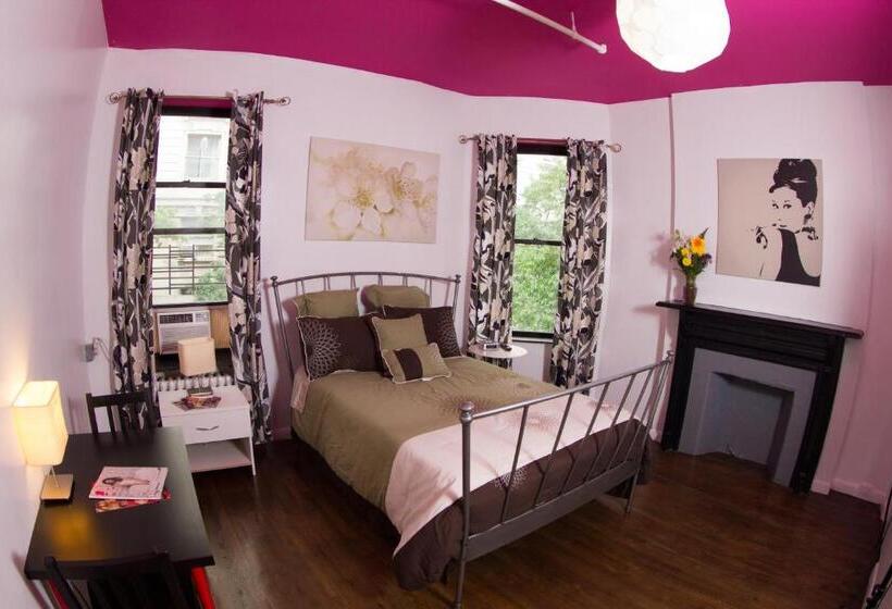 اتاق استاندارد با تخت بزرگ, Central Park West Hostel