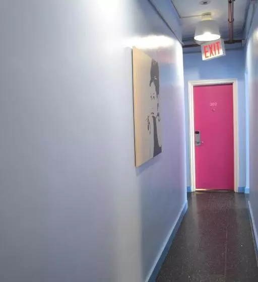 اتاق استاندارد با تخت بزرگ, Central Park West Hostel