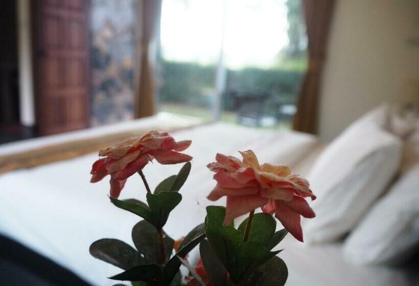 חדר סופריור עם מרפסת, Canal Resort