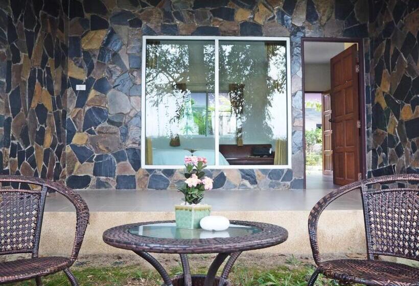 חדר סופריור עם מרפסת, Canal Resort