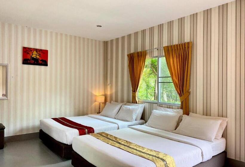 חדר משפחתי, Canal Resort