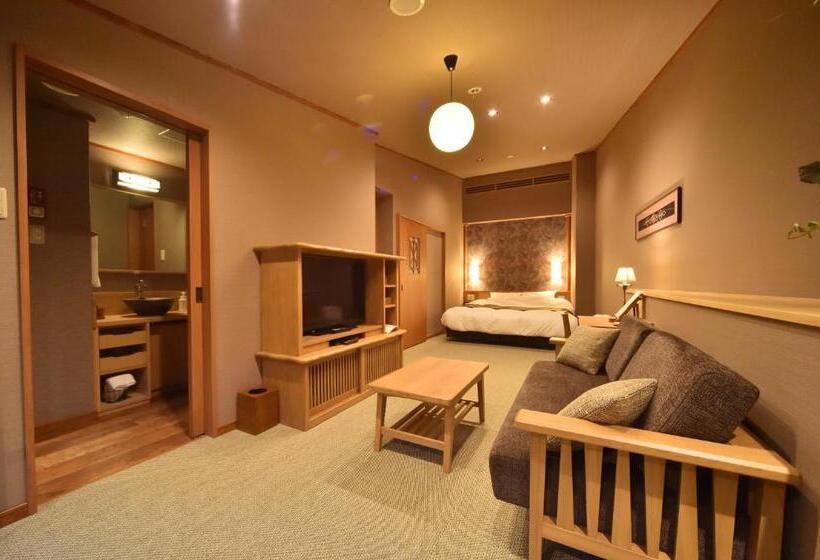 Deluxe room with river view, La Vista Akangawa
