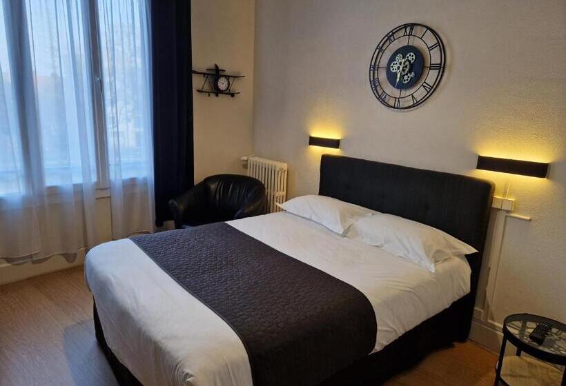 Номер Superior, Le Splendid