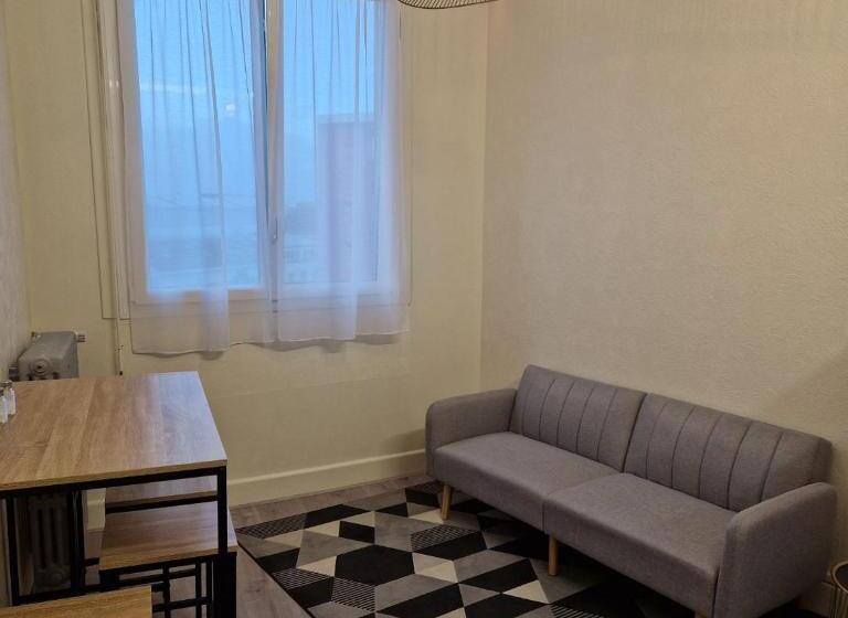 Номер Стандарт, Le Splendid